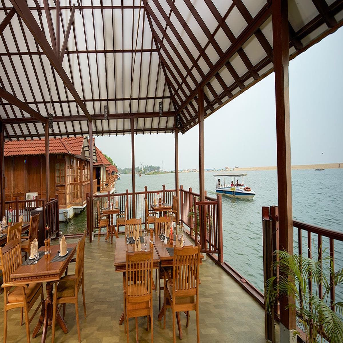 Poovar Island Resort